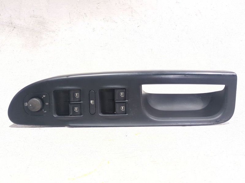 Recambio de mando elevalunas delantero izquierdo para volkswagen passat b6 (3c2) 2.0 tdi 16v referencia OEM IAM 3c1867171b  