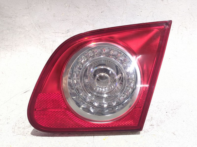 Recambio de piloto trasero derecho interior porton para volkswagen passat b6 (3c2) 2.0 tdi 16v referencia OEM IAM 3C5945094E  