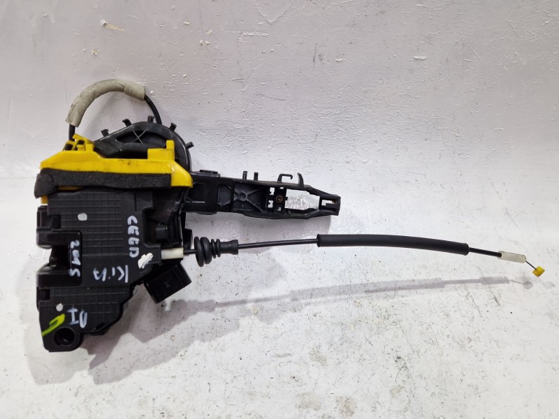 Recambio de cerradura puerta delantera izquierda para kia ceed (ed)(2006) 1.4 d 90cv referencia OEM IAM 81310A2100  