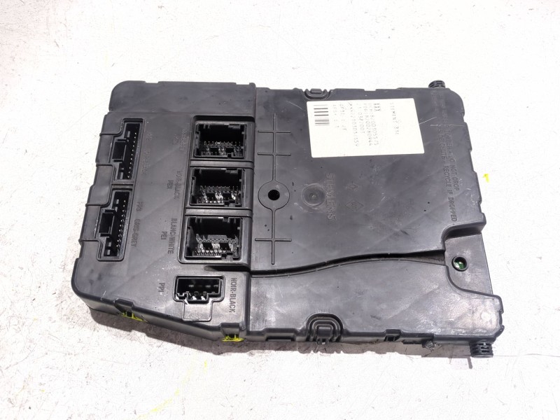 Recambio de uch para renault megane ii (bm0/1_, cm0/1_) 1.6 16v (bm0c, cm0c) referencia OEM IAM 8200305575  