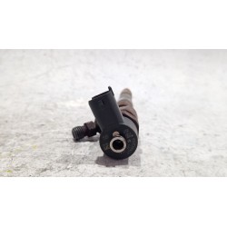 Recambio de inyector para opel astra j (p10) 2.0 cdti (68) referencia OEM IAM 0445110327  
