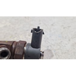 Recambio de inyector para opel astra j (p10) 2.0 cdti (68) referencia OEM IAM 0445110327  