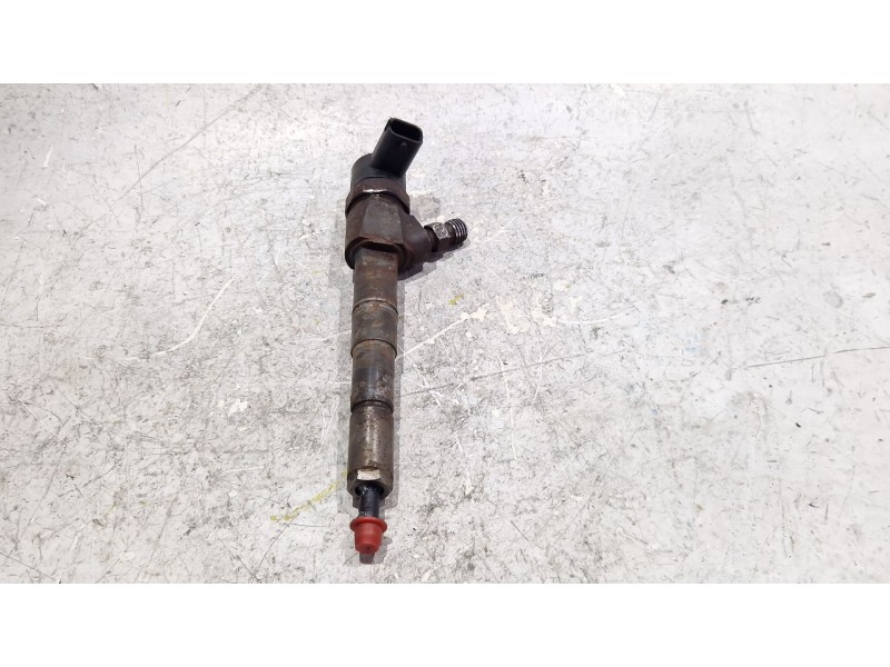 Recambio de inyector para opel astra j (p10) 2.0 cdti (68) referencia OEM IAM 0445110327  