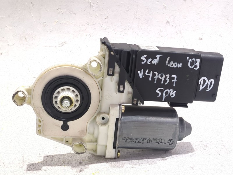 Recambio de motor elevalunas delantero derecho para seat leon (1m1) 1.9 tdi referencia OEM IAM 1C1959802A  