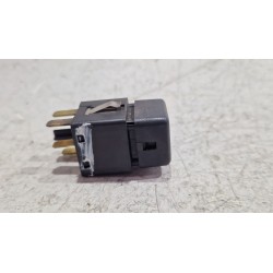 Recambio de boton antiniebla para opel astra f sedán (t92) 1.7 td (f19, m19) referencia OEM IAM 90228201  