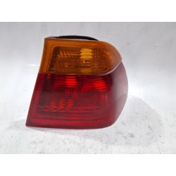 PILOTO TRASERO DERECHO 8364922 