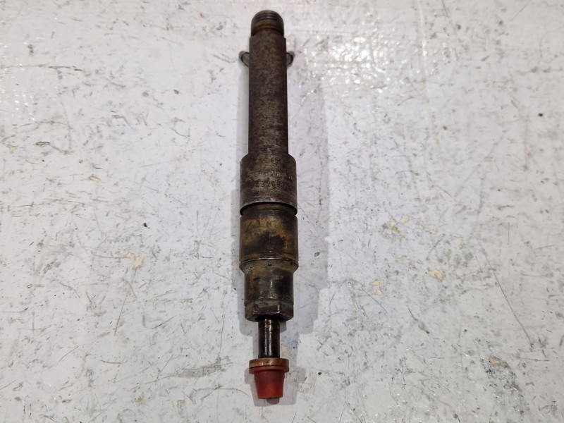 Recambio de inyector para volkswagen golf iv (1j1) 1.9 tdi referencia OEM IAM 028130202P  