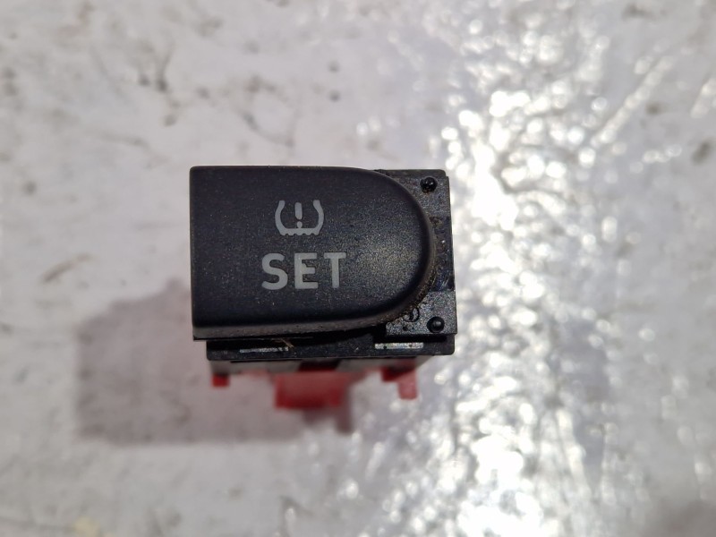Recambio de interruptor para seat leon ii 1.9 tdi referencia OEM IAM 5P0927121  