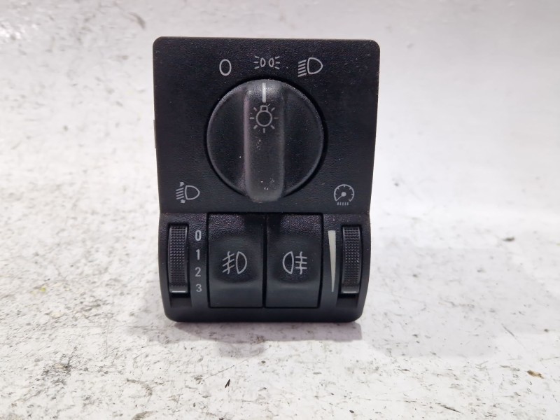 Recambio de mando luces para opel astra g hatchback (t98) 2.0 di (f08, f48) referencia OEM IAM 90561379  