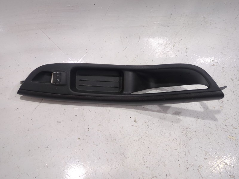 Recambio de mando elevalunas delantero derecho para ford focus iii 1.5 tdci referencia OEM IAM BM51A240A40ADW  