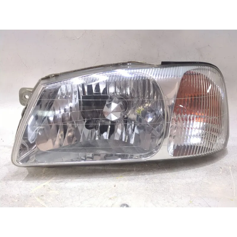 Recambio de faro delantero izquierdo para hyundai accent ii sedán (lc) 1.3 referencia OEM IAM 92101250  