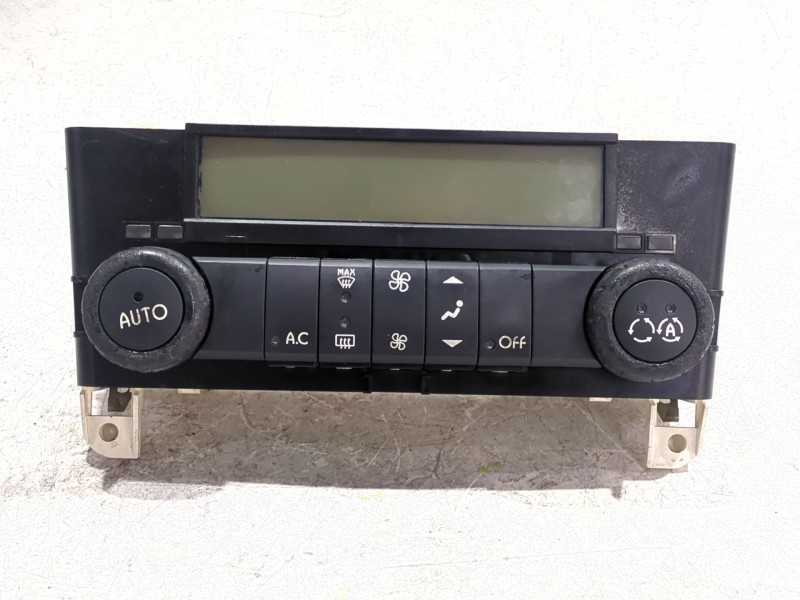 Recambio de mando climatizador para renault laguna ii (bg0)(2001) 1.9 dci (bg0g) referencia OEM IAM 8200371295  