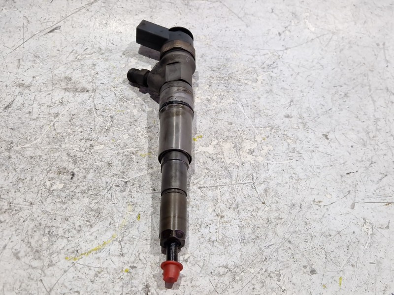 Recambio de inyector para bmw serie 5 berlina (e60)(2003) 520d referencia OEM IAM 0445110216  