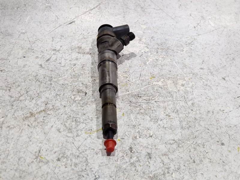 Recambio de inyector para bmw serie 5 berlina (e60)(2003) 520d referencia OEM IAM 0445110216  