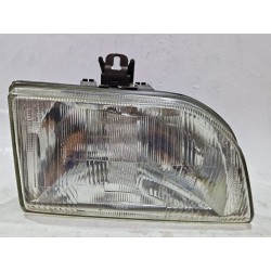 Recambio de faro delantero derecho para ford fiesta iii (gfj) 1.8 d referencia OEM IAM 0220073  