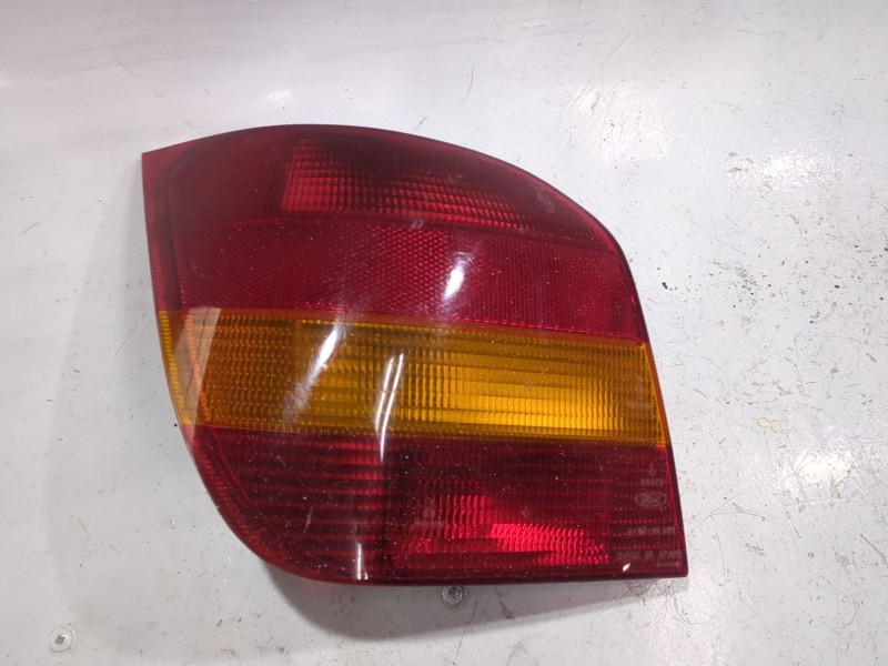 Recambio de piloto trasero izquierdo para ford fiesta iii (gfj) 1.8 d referencia OEM IAM 89FG13N004BA  