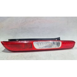 PILOTO TRASERO DERECHO 4M5113404A 