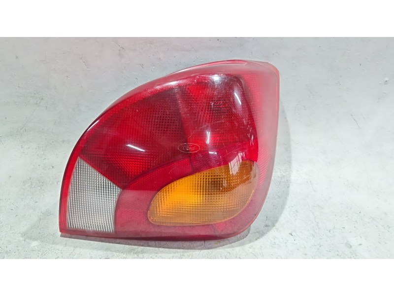 Recambio de piloto trasero derecho para ford fiesta iv (ja_, jb_) 1.25 i 16v referencia OEM IAM 96FG13N004  