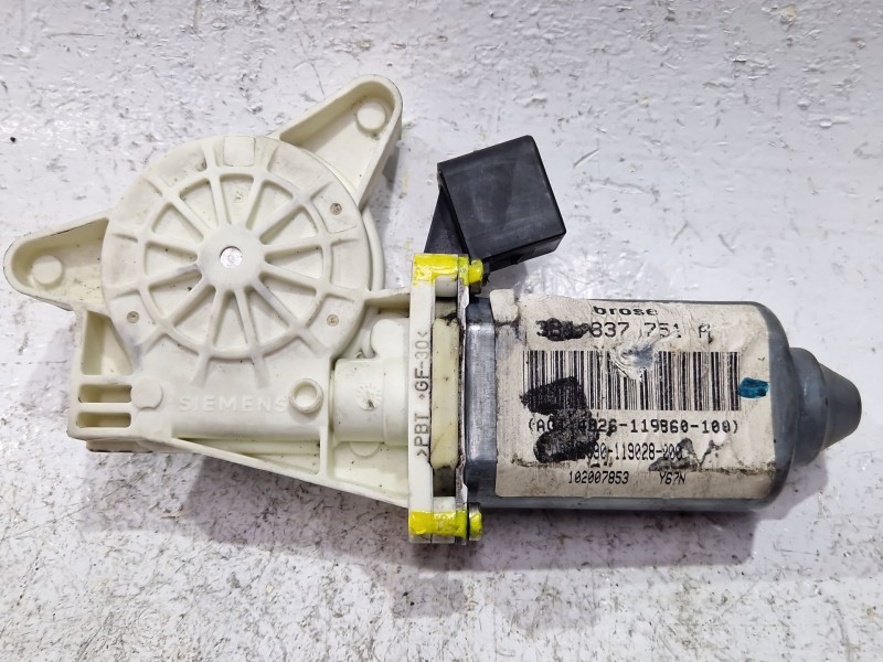 Recambio de motor elevalunas delantero izquierdo para volkswagen passat berlina (3b2)(1996) 1.9 tdi referencia OEM IAM 102007853