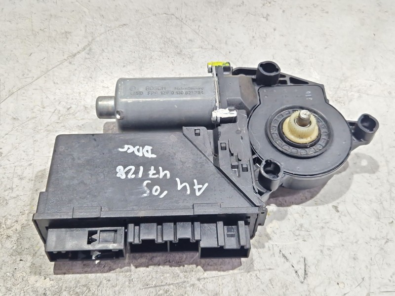 Recambio de motor elevalunas delantero derecho para audi a4 b7 (8ec) 2.0 tdi 16v referencia OEM IAM 8E1959802B  