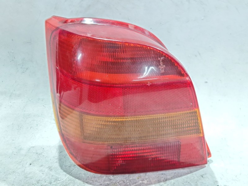 Recambio de piloto trasero izquierdo para ford fiesta iii (gfj) 1.8 d referencia OEM IAM 89FG13N004BA  