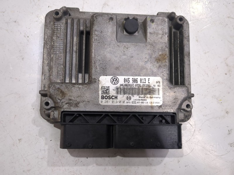 Recambio de centralita inyeccion para volkswagen polo iv (9n_, 9a_) 1.4 tdi referencia OEM IAM 045906013E  