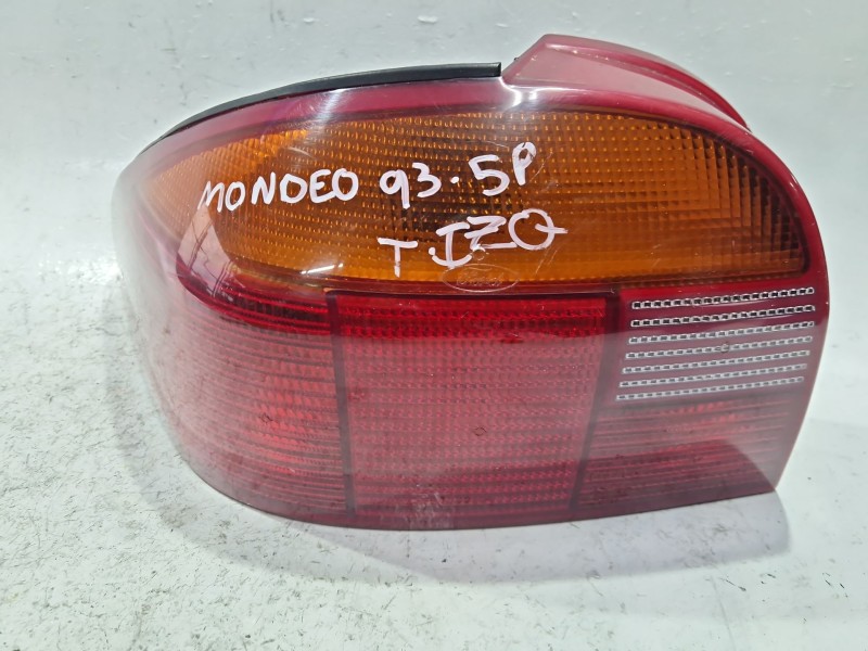 Recambio de piloto trasero izquierdo para ford mondeo i (gbp) 1.8 td referencia OEM IAM 93B613N004  
