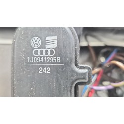 Recambio de faro delantero derecho para seat toledo ii (1m2) 1.9 tdi referencia OEM IAM 1J0941295B  