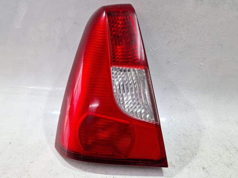 Recambio de piloto trasero izquierdo para dacia logan 1 (2005) 1.4 ambiance [1,4 ltr. - 55 kw cat] referencia OEM IAM 8200498396