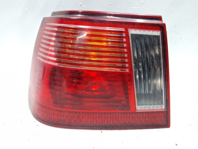 Recambio de piloto trasero izquierdo para seat ibiza ii (6k1) 1.9 sdi referencia OEM IAM 6K6945257C  