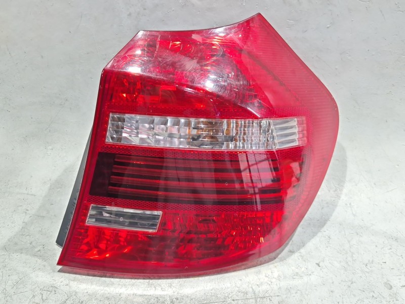 Recambio de piloto trasero derecho para bmw 1 (e87) 116 d referencia OEM IAM 718129807  