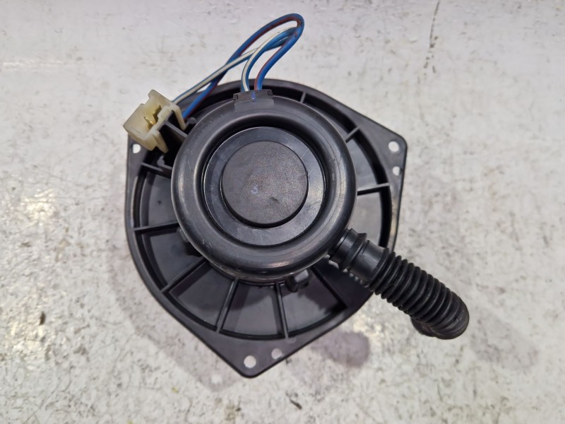 Recambio de motor calefaccion para nissan primera (p10) 1.6 referencia OEM IAM   