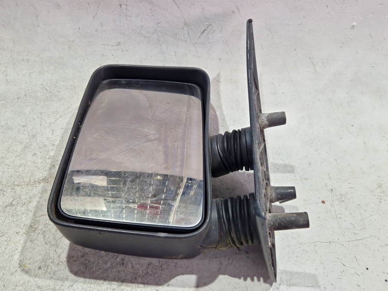 Recambio de retrovisor izquierdo para peugeot boxer furgoneta (230l) 2.5 d referencia OEM IAM E9010131  