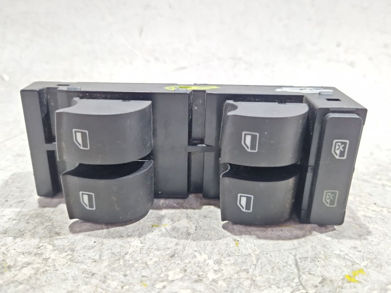 Recambio de mando elevalunas delantero izquierdo para audi a6 c5 (4b2, 4b4) 2.5 tdi referencia OEM IAM   