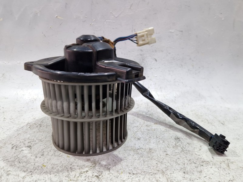 Recambio de motor calefaccion para toyota yaris (ncp1/nlp1/scp1)(1999) 1.0 16v (scp10_) referencia OEM IAM 194000  