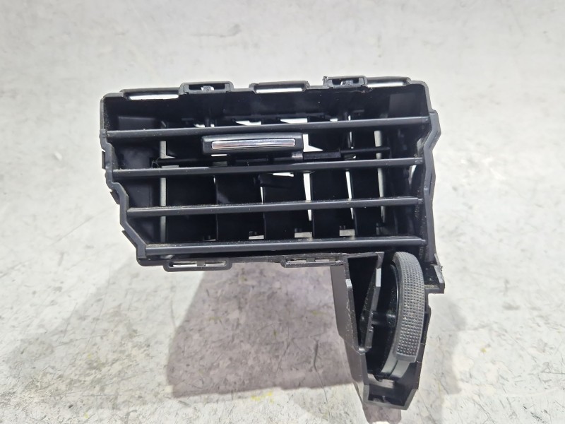 Recambio de rejilla aireadora para citroën c5 berlina (2004) 1.6 sx (e) [1,6 ltr. - 80 kw hdi cat (9hy / dv6ted4)] referencia OE