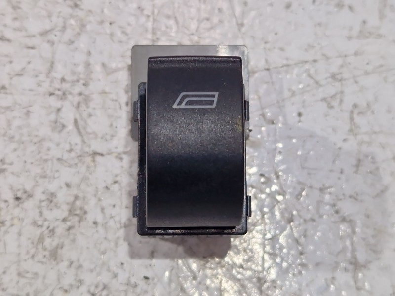 Recambio de mando elevalunas trasero derecho para audi a6 c5 (4b2, 4b4) 1.9 tdi referencia OEM IAM 4B0959855  