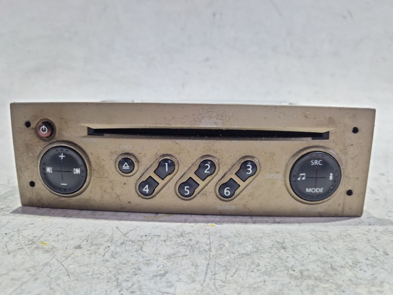 Recambio de sistema audio / radio cd para renault megane ii berlina 5p (10.2002) 1.9 privilege [1,9 ltr. - 96 kw dci diesel fap]
