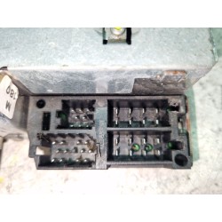 Recambio de sistema audio / radio cd para renault megane ii berlina 5p (10.2002) 1.9 privilege [1,9 ltr. - 96 kw dci diesel fap]