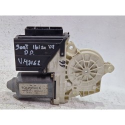 MOTOR ELEVALUNAS DELANTERO DERECHO 6Q2959801A 