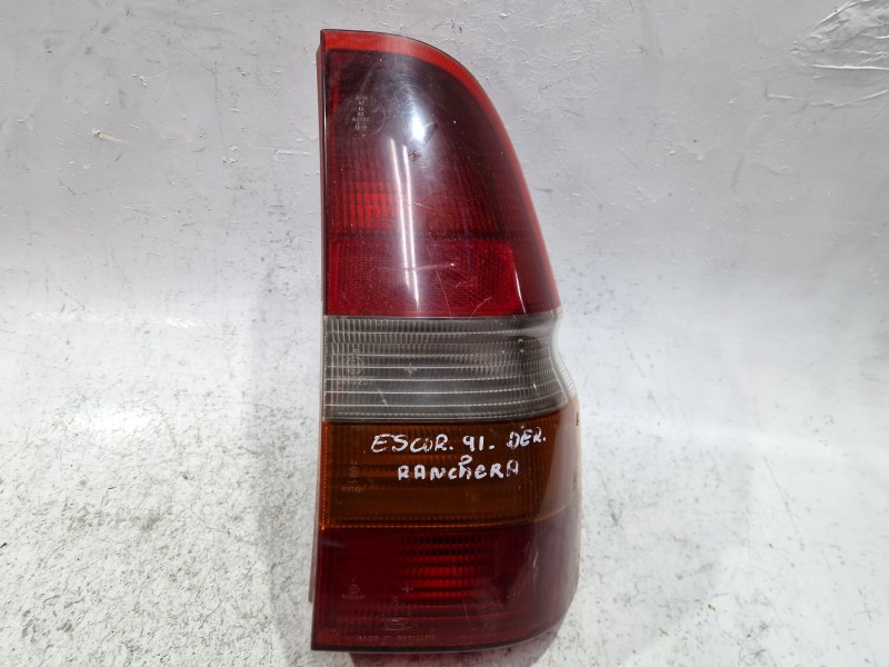 Recambio de piloto trasero derecho para ford escort v ranchera familiar (gal, avl) 1.8 d referencia OEM IAM 91AG13A602  
