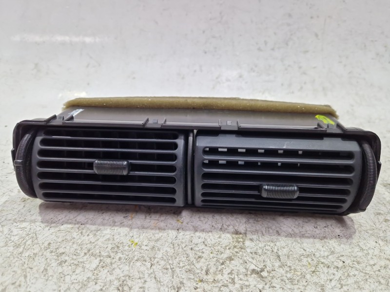 Recambio de aireador central para ford explorer 4.0 207 cv automatico referencia OEM IAM   