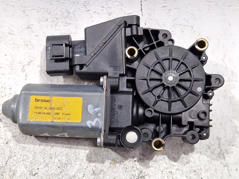 Recambio de motor elevalunas delantero derecho para audi a3 (8l1) 1.9 tdi quattro referencia OEM IAM 119014400092  