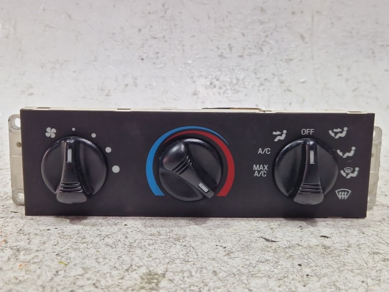 Recambio de mando climatizador para ford explorer 4.0 207 cv automatico referencia OEM IAM F87H19E764A  