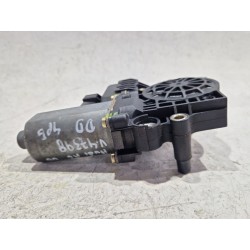Recambio de motor elevalunas delantero derecho para audi a6 c5 (4b2, 4b4) 2.5 tdi referencia OEM IAM 0130821774  