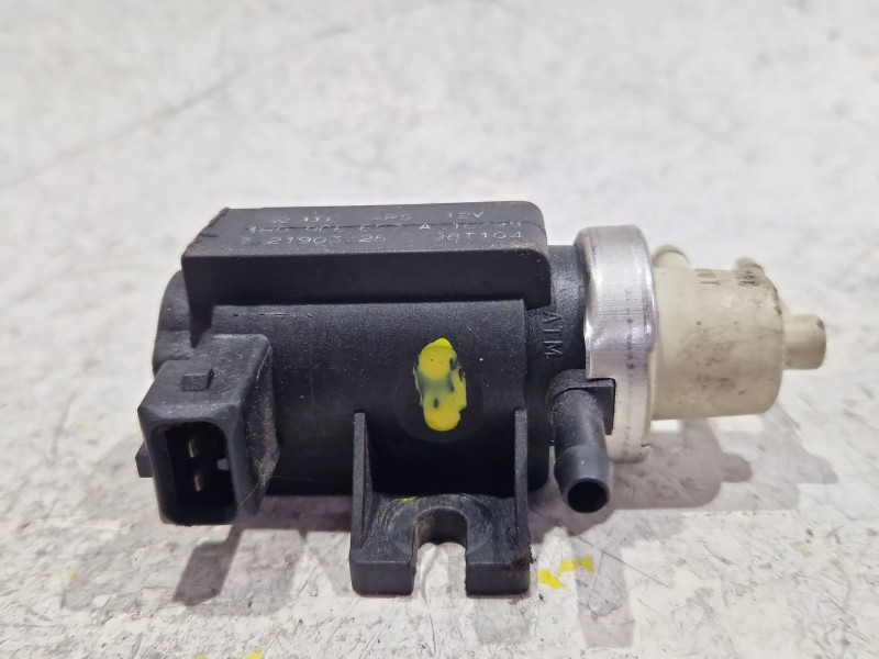 Recambio de valvula aire adicional para volkswagen golf iv (1j1) 1.6 referencia OEM IAM 1H0906627  