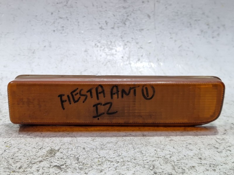Recambio de piloto delantero izquierdo para ford fiesta i (gfbt) 0.9 referencia OEM IAM 77FG13369CA  