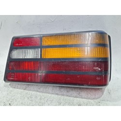 PILOTO TRASERO DERECHO 86AG13A602 