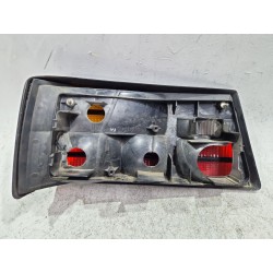 Recambio de piloto trasero derecho para ford orion ii (aff) 1.6 d referencia OEM IAM 86AG13A602  