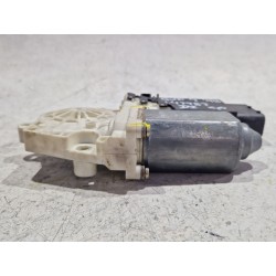 Recambio de motor elevalunas delantero izquierdo para volkswagen golf iv (1j1) 1.6 referencia OEM IAM 9776101430202  